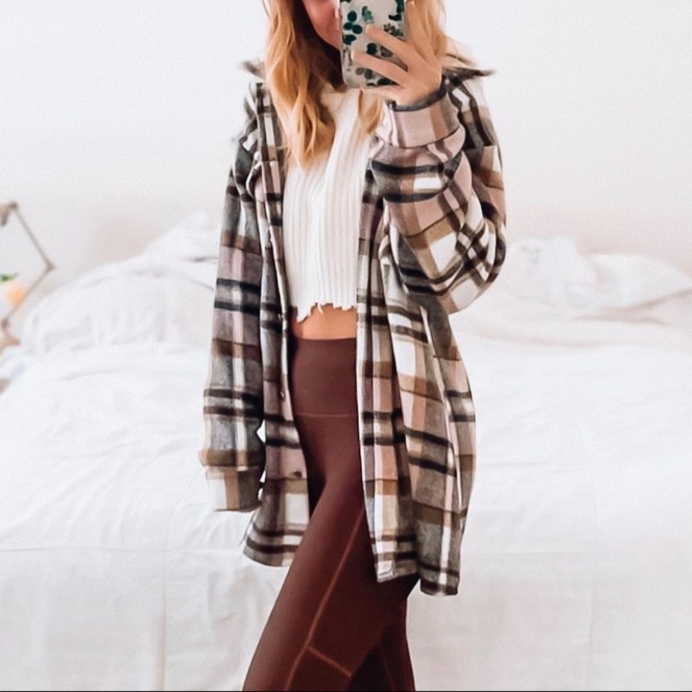 Mutlicolor plaid button up shacket